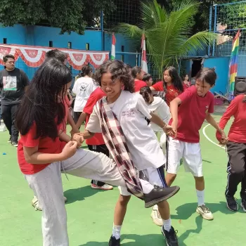 Gebyar Lomba Kemerdekaan RI ke-81 di SMP Budhaya III Santo A
